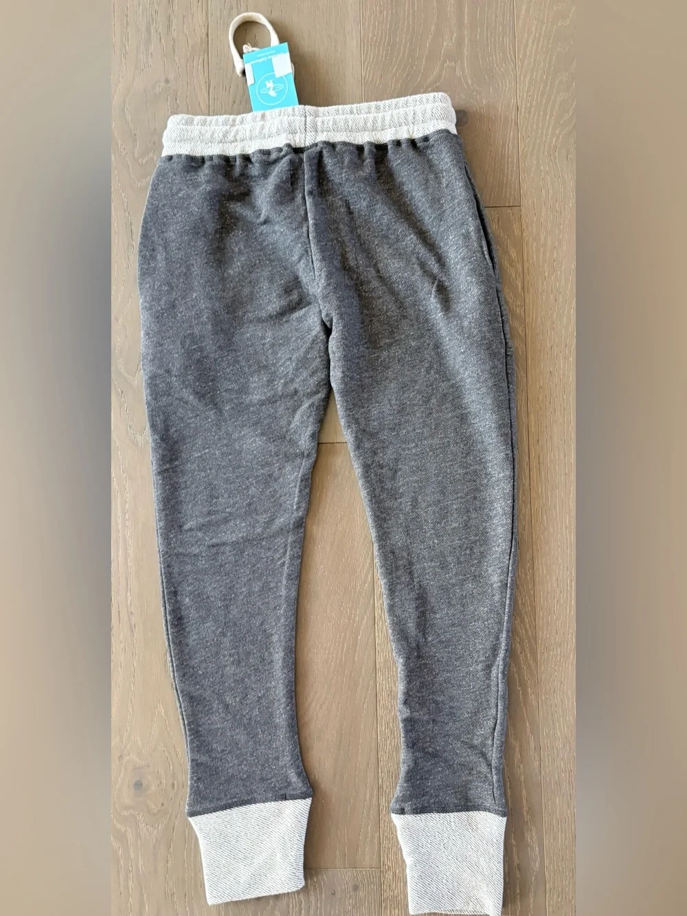 NWT Women’s Newbreak Joggers crafted in Cali
